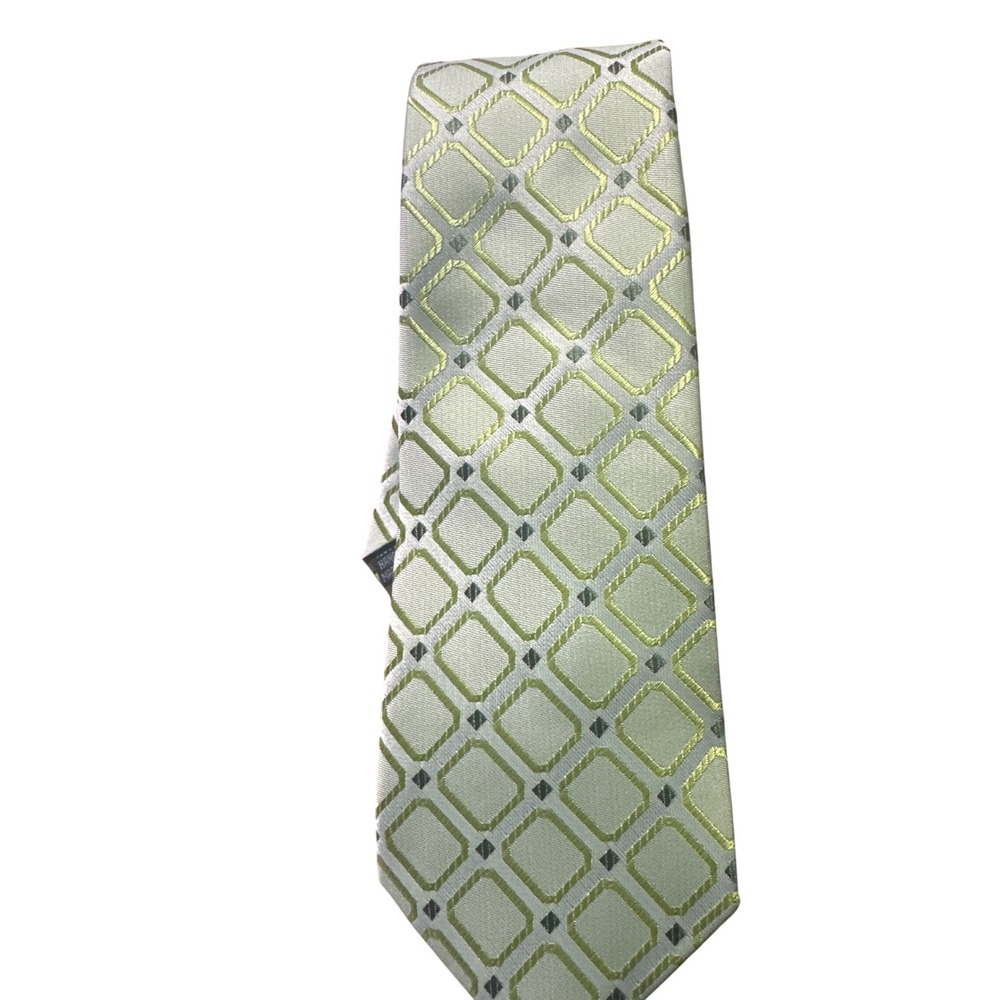 WeiShang Mens 100 Silk Hand Made Light Green Geometric Diamond Pattern Neck Tie - Picture 5 of 5
